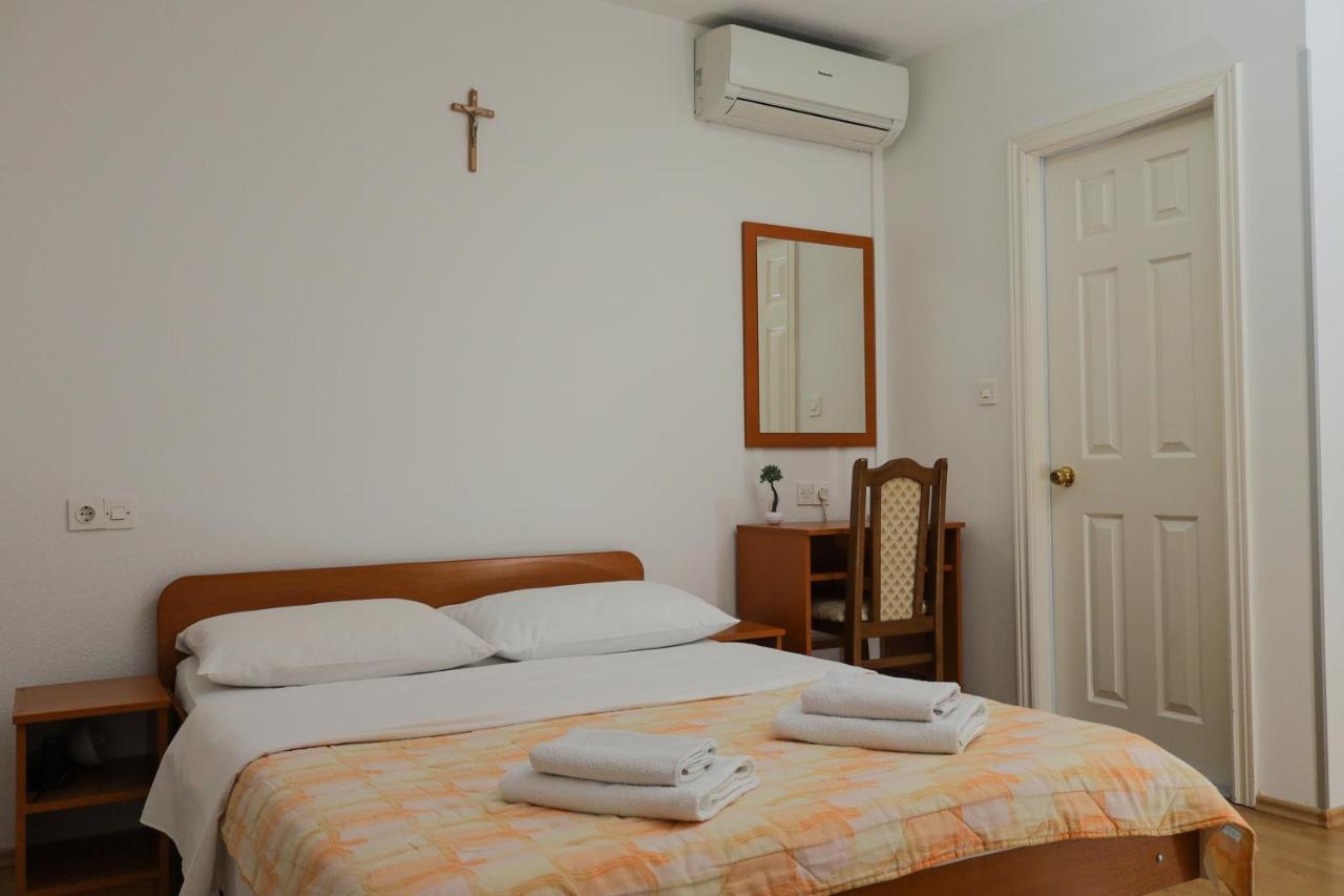 Pansion Milena Hotel Medjugorje Exterior photo